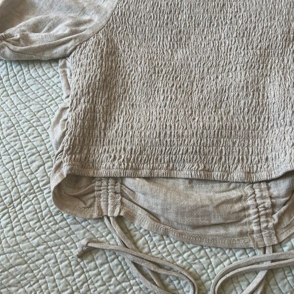 Wild Fable Crop Top Blouse Beige Cinched Short Puff Sleeve Size M NWT - Picture 6 of 9